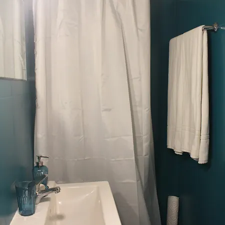 Apartment Short